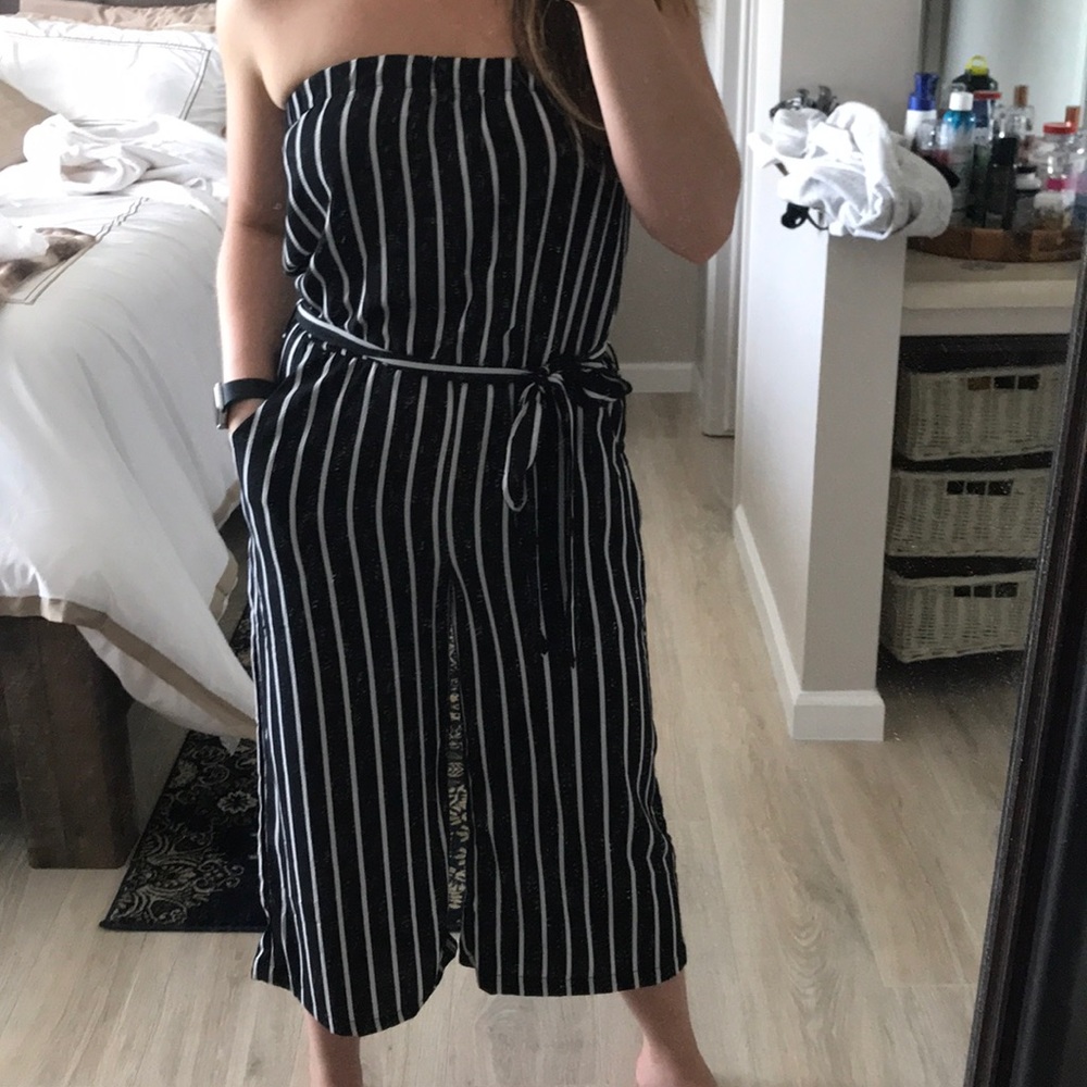 ROMPER - Picture 3 of 3